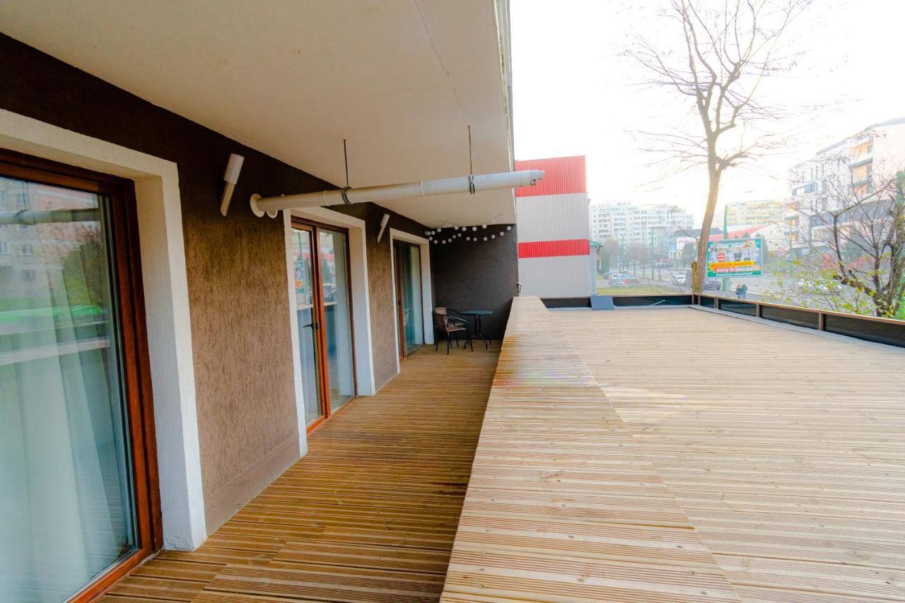 Transylvanian Apt. W/ Lrg. Terrace And Parking - Karpatenhaus 布拉索夫 外观 照片